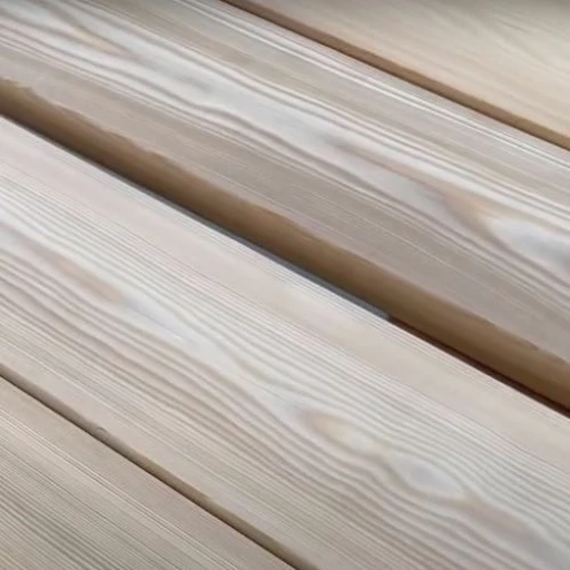 Доска террасная лиственница гладкая 34*190*4000, сорт А (0,76м2)